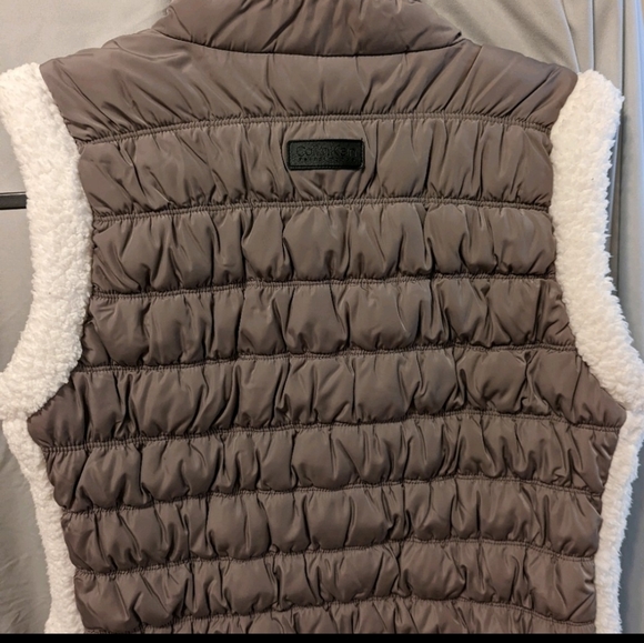 Brand new Calvin Cline Puffer Vest - Picture 2 of 11